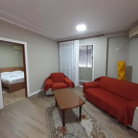 Signature Idea 3* Tirana