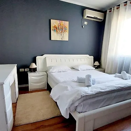Signature Idea Hotel 3*
