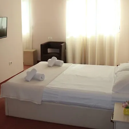 Signature Idea Hotel 3*