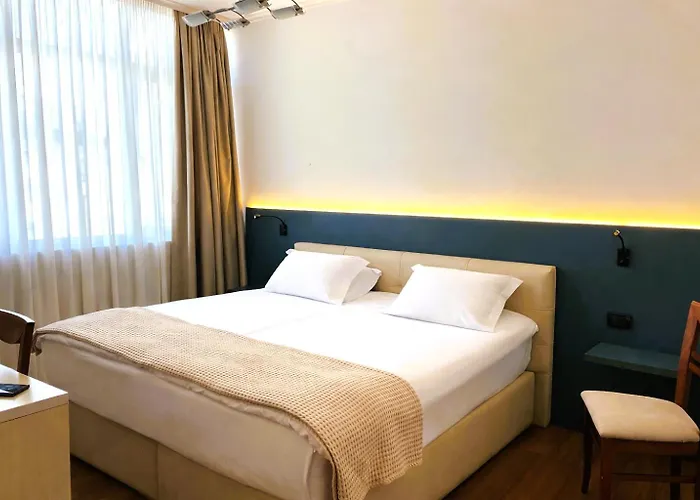 Signature Idea 3* Tirana