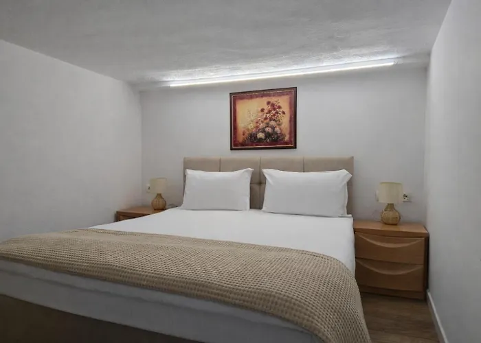 Signature Idea Tirana