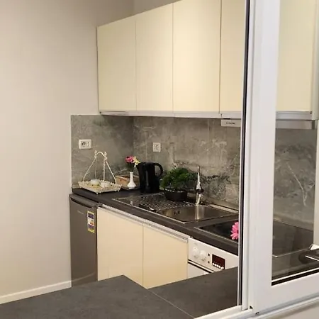 Signature Idea Τίρανα