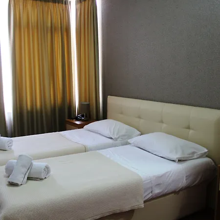 Signature Idea Τίρανα