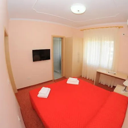 Signature Idea 3* Τίρανα