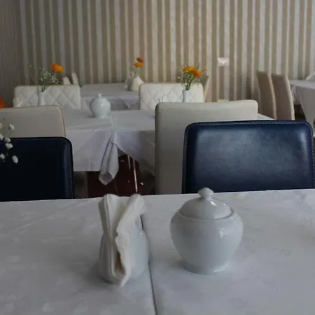 Signature Idea Otel Tiran