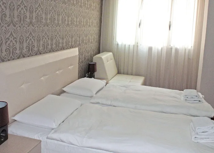 Signature Idea Hotel 3*