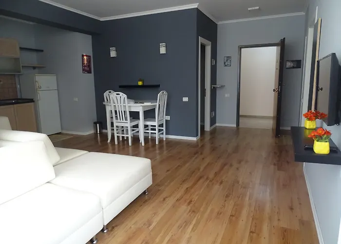 Signature Idea ホテル ティラナ