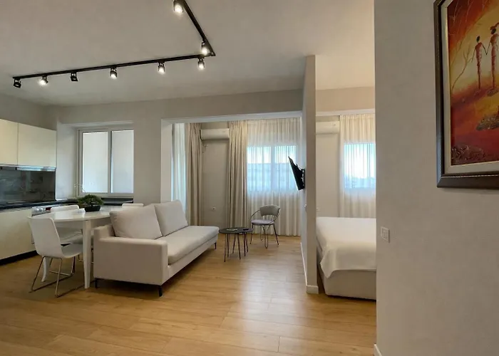 Signature Idea 3* Tirana